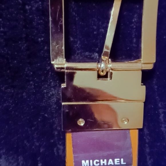 Michael Kors belt - Picture 1 of 4